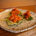 Foto de Tostada Salmón Shiso (3 pz)