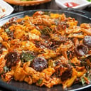 Foto de 순대 막창 볶음 Sundae makchang bokkum
