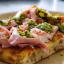 Foto de Sheet pan pizza Bologna for 6/8 people