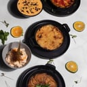 Foto de PURE DE YUCA, MACCAN CHESE, MIL HOJA DE PAPA, ENSALADA, RATATUILE