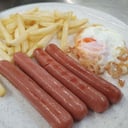 Foto de Frankfurt con huevo y patatas
