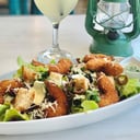 Foto de Ensalada Cesar Camarones Apanados