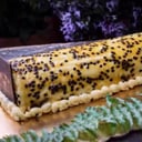 Foto de Pastel brazo gitano de maracuyá grande