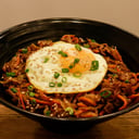 Foto de 불고기 덮밥 / Bulgogui Deopbap