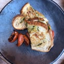 Foto de Grilled Cheese Caprese