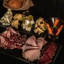 Foto de TABLA DE QUESOS Y FIAMBRES