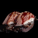 Foto de Nigiri atun flameado 