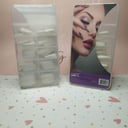 Foto de Uñas postizas blancas