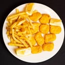 Foto de Nuggets de Pollo con Fritas o Pure 