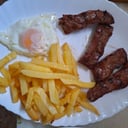 Foto de LAGARTO IBERICO CON HUEVO
