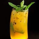 Foto de GIN CON CORDIAL DE MARACUYA