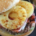 Foto de Hamburguesa Hawaiana