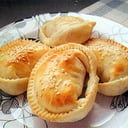 Foto de Empanadas de jamon y queso x2