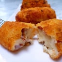 Foto de Croquetas de pollo con Jamon ( 6 unidades)
