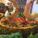 Foto de Piña rellena de mariscos
