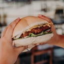 Foto de Hamburguesa completa gigante