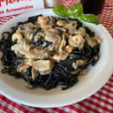 Foto de Talla fino negro con Strogonoff con camarones