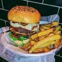 Foto de Bubba's (incluye papas fritas individual) 