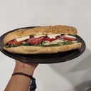 Foto de Baguette con pollo y espinacas