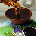 Foto de consome de birria para sopear