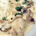 Foto de POLLO EN SALSA DE CHAMPIÑONES