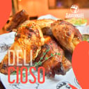 Foto de Pollo entero con 2 acompañantes