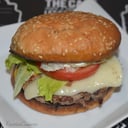 Foto de HAMBURGUESA CASERA L/T/J/Q