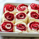 Foto de Red velvet cinnamon roll