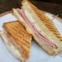 Foto de MIGA JAMÓN QUESO + CHOCO MOKA GOLD