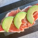 Foto de TOSTADA JAMÓN Y AGUACATE