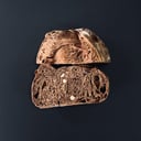 Foto de Pan de Masa Madre de Chocolate al 70% y Avellanas