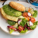 Foto de Egg Bagel And Avocado (613kcal)