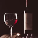 Foto de COPA DE VINO TINTO, BLANCO