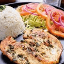 Foto de POLLO A LA PLANCHA CON ARROZ SALTEADO