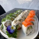 Foto de Salmon y langostinos (18 piezas)