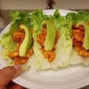 Foto de Tacos de Camarón Envueltos Con Lechuga