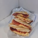 Foto de Tostado Arabes con Jamon Crudo y Queso