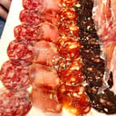 Foto de Abanico de ibéricos en lamina al aroma de tomillo