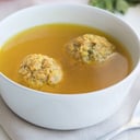 Foto de Caldo con pelotas