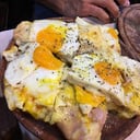 Foto de Matambre a caballo, p/2 personas, c/2 huevos!!!!