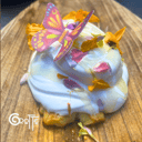 Foto de Mousse de yogur natural con manzana asada en miel y polen con helado de vainilla