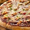 Foto de media pizza de pollo