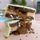 Foto de ALFAJOR DE ALMENDRAS