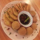 Foto de Croquetas de bondiola braseada con salsa teriyaki