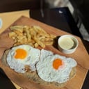 Foto de Milanga a caballo con guarnicion