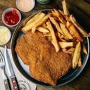 Foto de Milanesa De Ternera Con Guarnicion