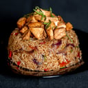 Foto de Wok de arroz con Vegetales y Salmón 