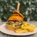 Foto de Burger Larraín