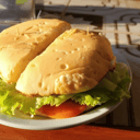 Foto de HAMBURGUESA COMPLETA