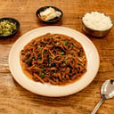 Foto de 불고기 볶음 / Bulgogui Bokkeum